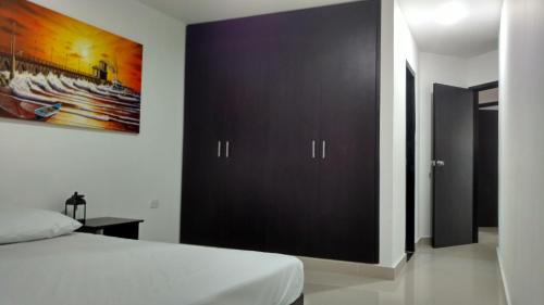 2 bedrooms, 3 beds