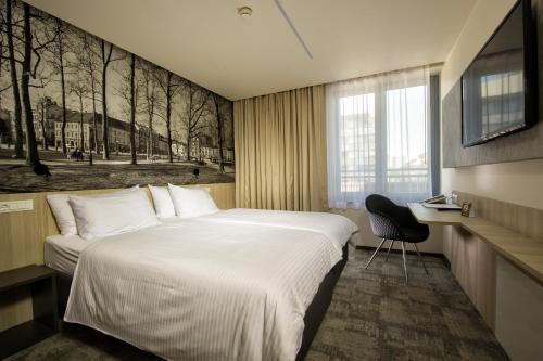 2 twin beds