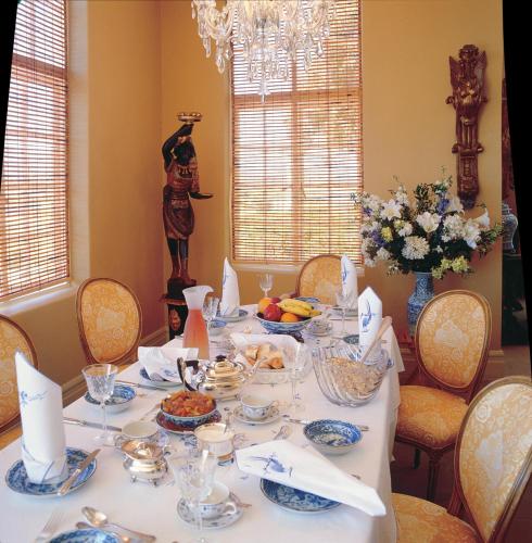 Colona Castle Photo 32