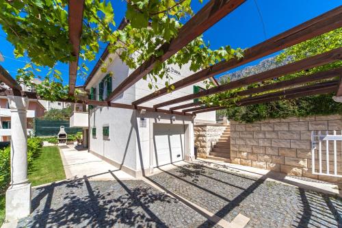Villa Zivana