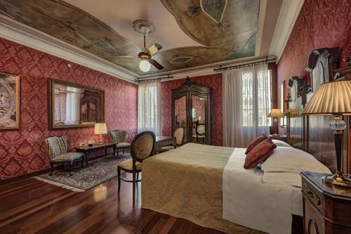 Hotel Galleria Room Type - Superior Double or Twin Room with Canal View Hotel Galleria Room Type - Superior Double or Twin Room with Canal View