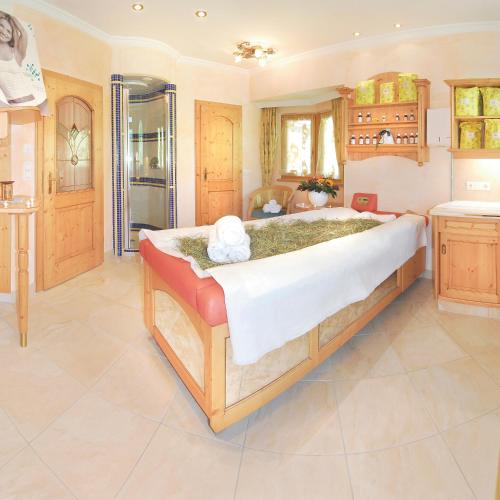 10372003 Hotel Neue Post