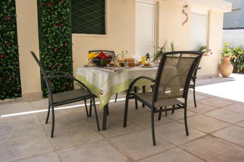  Alexandra Apartment Near Chania Center in Chania