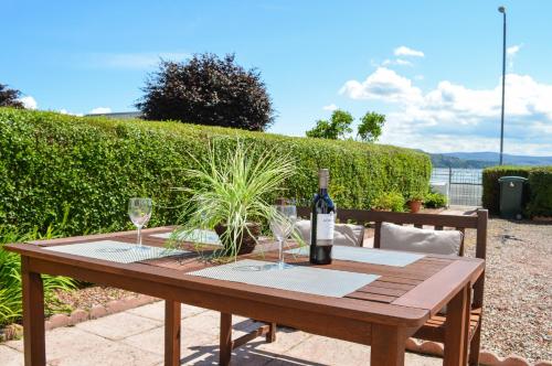 Sebright Holiday Apartment - image 3