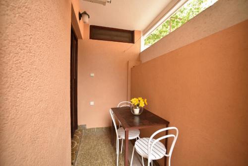 Deluxe Triple Room image 6