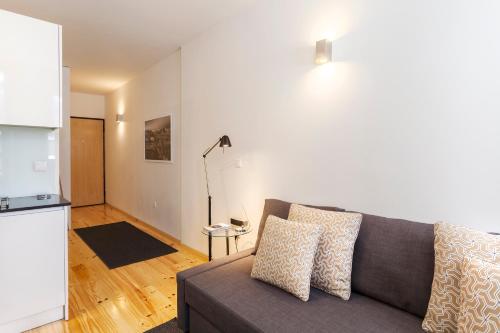 Superior Studio with Balcony image 10