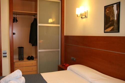 Two-Bedroom Apartment (3 Adults) image 3