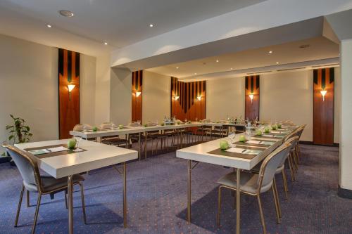 Trip Inn Hotel Esplanade - image 11