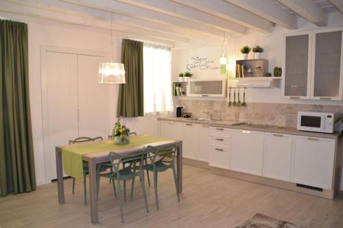 Verona White Lodge, Verona (fotografie 7)