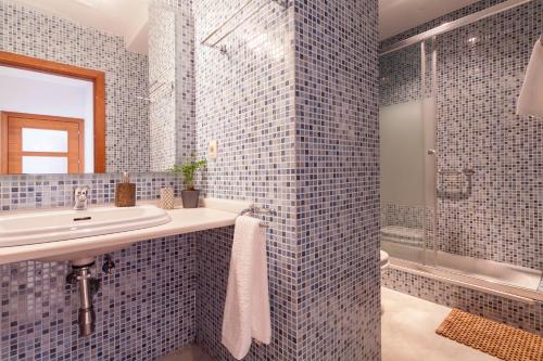 Luxury Rooftop - Space Maison Apartments - image 2