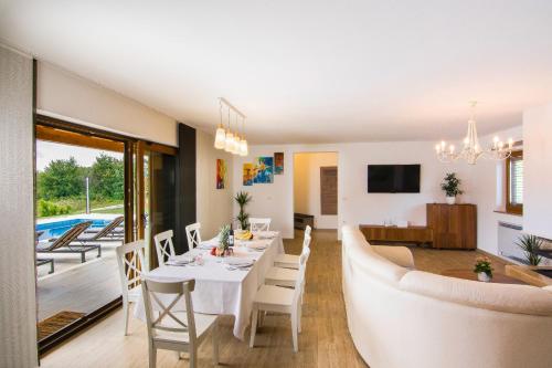 Villa Jadran in Nedescina