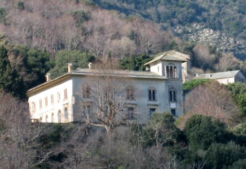 CHÂTEAU CAGNINACCI B&B