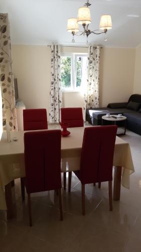 Apartman Viktorija - image 2