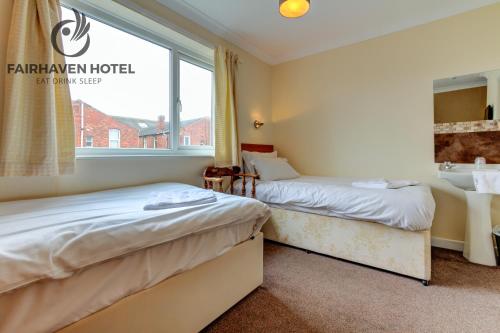 Fairhaven Hotel - image 13