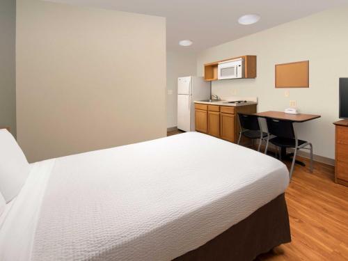 Suburban Extended Stay Hotel
