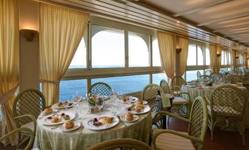 Nhà hàng, Grand Hotel Baia Verde in Catania