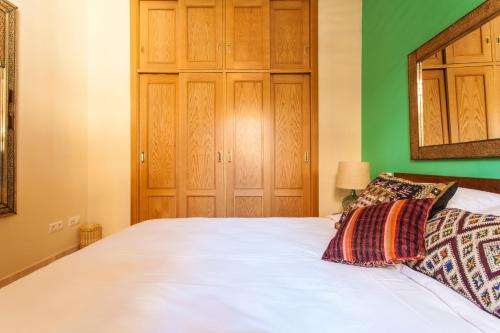 Bedouin Chic Rooftop - Space Maison Apartments, Ciudad Real