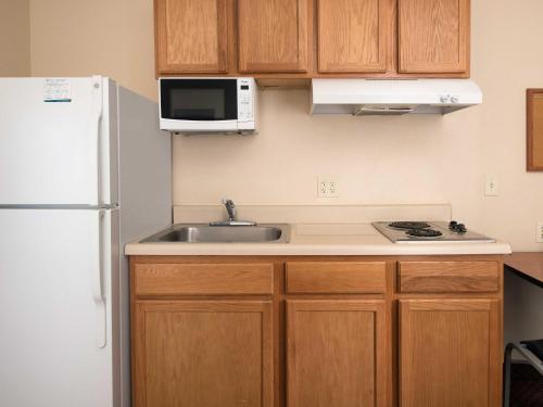 Konyha, WoodSpring Suites Kansas City Lenexa in Lenexa (Kansas)