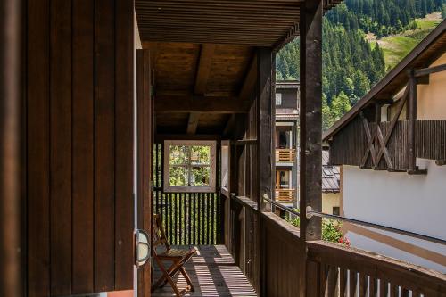 Balcony/terrace, Posta R.T.A. in Madonna di Campiglio City Center
