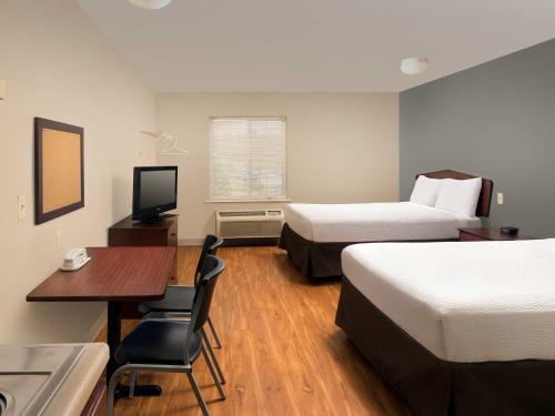 WoodSpring Suites Kansas City Liberty