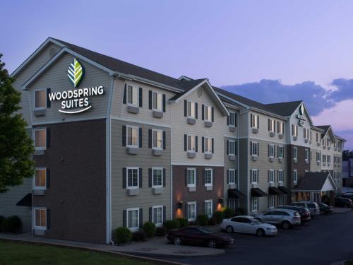 WoodSpring Suites Kansas City Liberty