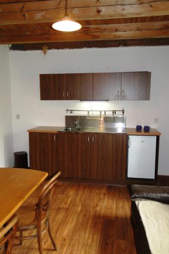 Tradicni hostinec in Snezne