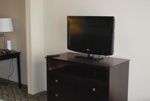 Holiday Inn Express Bloomington West by IHG in Bloomington, USA