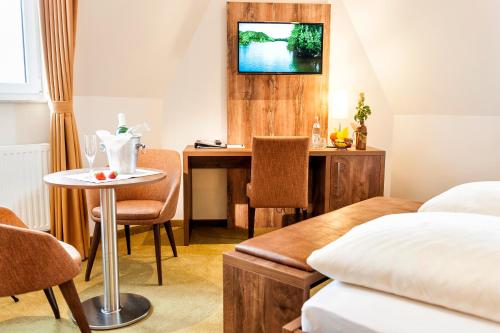 Hotel Hilker - main image