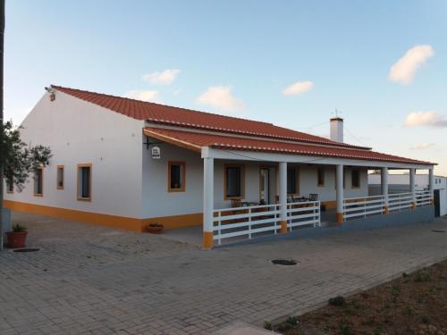 Corvos e Cadavais - image 11