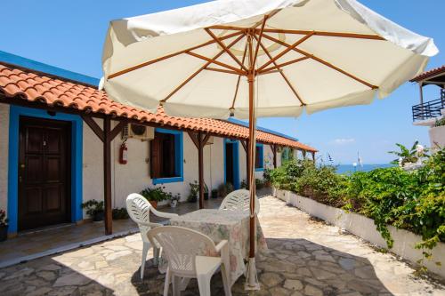  Athina Studios, Pension in Ágios Dimítrios