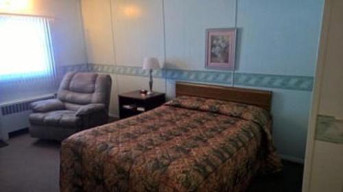 White Valley Motel - Photo 3