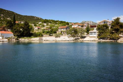  Daniva apartment in Baćina