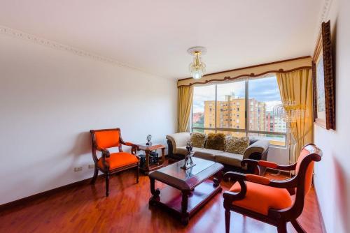 Apartamento Amoblado, Amplio, Ciudad Salitre Bogotá Colombia photo 2