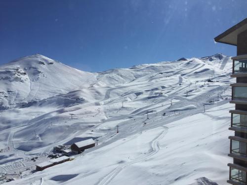 Skats, Departamento Valle Nevado Ski Resort Chile Ski in - Ski out in Valle Nevado