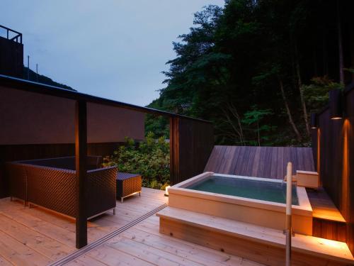 Deluxe Twin Room with Tatami Area and Open-Air Bath Type F