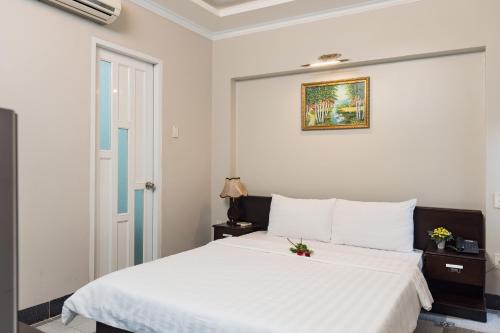 SeaSala Hotel Set in a prime location of Vung Tau, SeaSala Hotel puts everything the city has to offer just outside your doorstep. The property offers guests a range of services and amenities designed to provide co