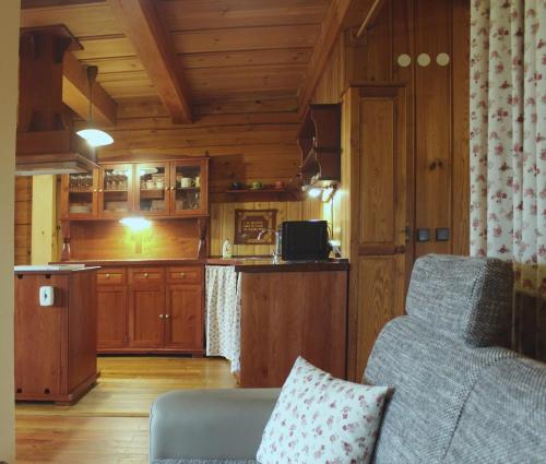 ห้องครัว, Apartman ve Skanzenu in เตรเบโชวิซ