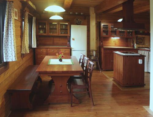 ห้องครัว, Apartman ve Skanzenu in เตรเบโชวิซ