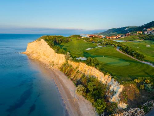 Thracian Cliffs Golf & Beach Resort