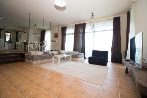Three-Bedroom House image 7