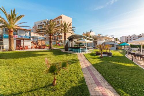 Christina Beach Hotel - image 10