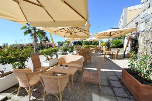 Aregai Marina Hotel & Residence - image 14