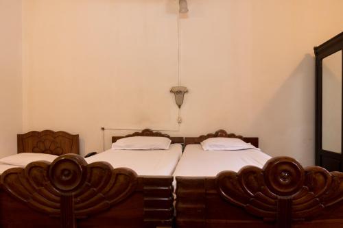 Bed and Breakfast at Colaba