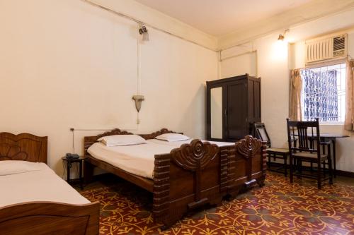 Bed and Breakfast at Colaba