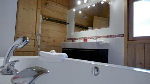 LES 3 CIMES BLANCHES - image 9
