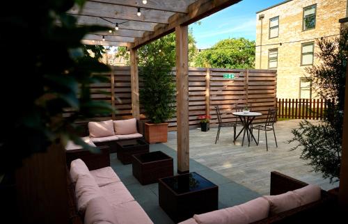 Balcony/terrace, The Lodge Hotel - Putney in Wandsworth