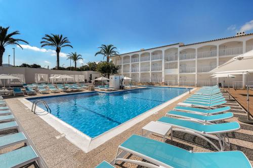 Hotel Playasol Cala Tarida - image 7