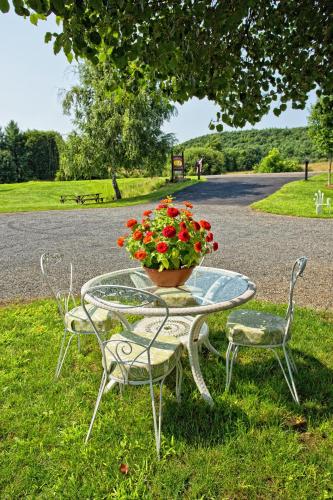 Changing Times Boutique Country Lodging in West Taghkanic, USA