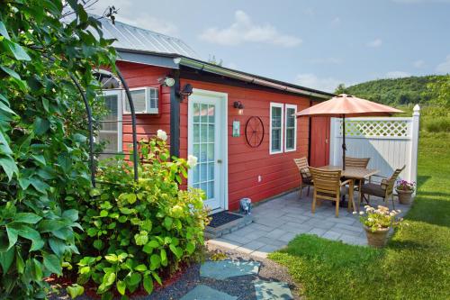 Changing Times Boutique Country Lodging in West Taghkanic, USA