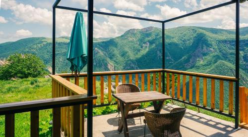 Varanda/terraço, Wings of Tatev Private Villa in Halidzor